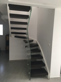 Κάγκελα από γυαλί