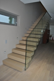 Ξύλινα σκαλιά