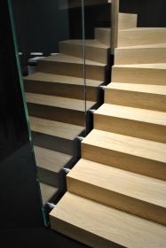 Κάγκελο από γυαλί