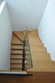 Σκάλα τετράγωνου σχήματος