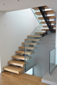 Μεταλλικός βαθμιδοφόρος