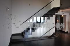 Κάγκελα γυάλινα εσωτερικού χώρου