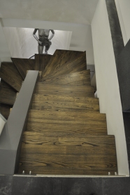 Ξύλινα σκαλοπάτια