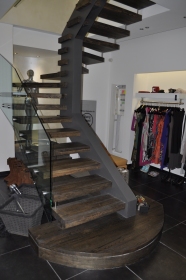 Ξύλινα σκαλιά