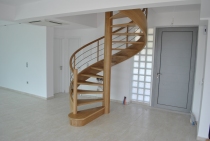 Σκάλες εσ. χώρων