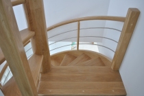 Ξύλινα σκαλιά