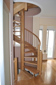 Σκάλες εσ. χώρων