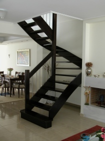 Τζαμένια κάγκελα