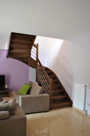 Σκάλες εσ. χώρων