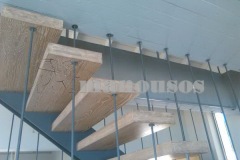 Ξύλινα σκαλιά