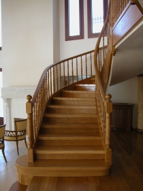 Ξύλινες σκάλες