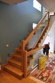 Σκάλα εσ.  χώρου