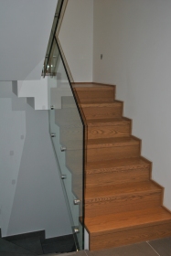 Ξύλινα σκαλιά