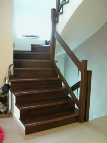 Σκάλες εσ. χώρων