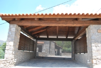 Ξύλινες πέργκολες