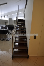 Σκάλες εσ χώρων