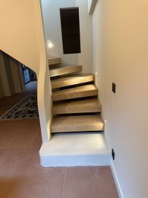 Ξύλινα σκαλιά