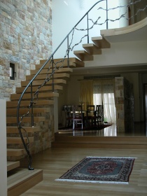 Σκάλες εσ. χώρων