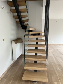 Τετράγωνη  σκάλα