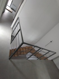 Μεταλλικά πλαίσια