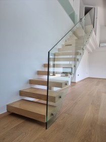 Σκάλες εσωτερικού χώρου