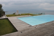 Deck  πισίνας