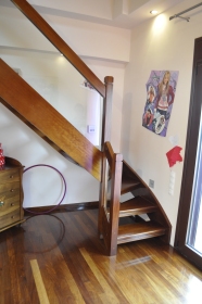 Σκάλα εσ. χώρου