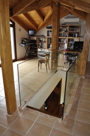 Κάγκελα από γυαλί