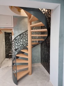 Στρογγυλή σκάλα 