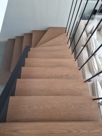 Μεταλλικο κάγκελο