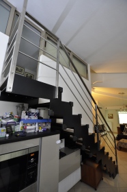 Μεταλλικές σκάλες