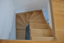 Ξύλινα σκαλοπάτια