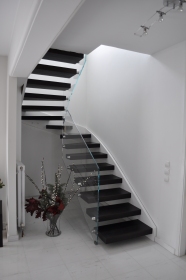 Σκάλα εσ. χώρου