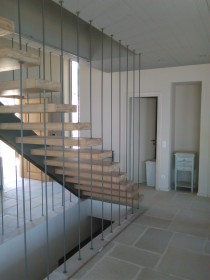 Ξύλινα σκαλιά