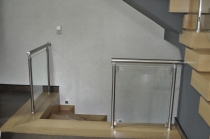 Τζαμένια κάγκελα