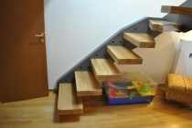 Ξύλινα σκαλιά