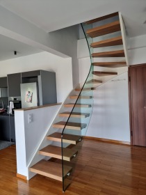 Σκάλα εσωτερικού χώρου  