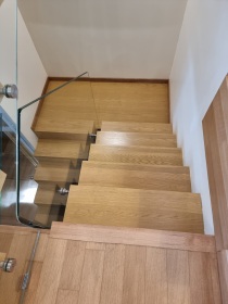 Γυάλινο κάγκελο  