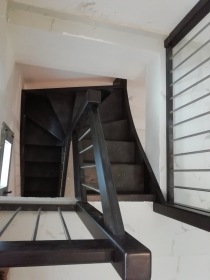 Ξύλινη σκάλα