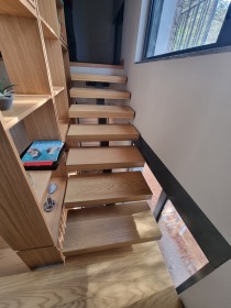 Ξύλινα σκαλιά