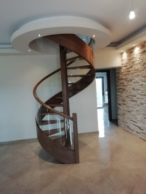 Σκάλα από γυαλί