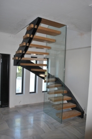 Τετράγωνη σκάλα