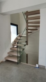 Μοντέρνα σκάλα