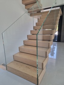 Ξύλινες σκάλες