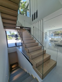 Τετράγωνες σκάλες