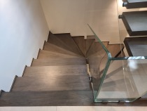 Σκάλα εσ. χώρου 