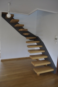 Ξύλινα σκαλιά