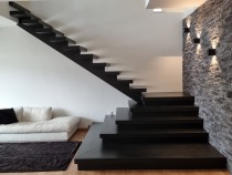 Ξύλινη σκάλα