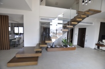 Γωνιακές σκάλες