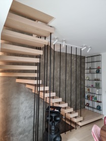 Σκάλες εσ. χώρων